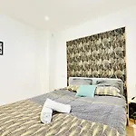 L'escale - 2 Bedrooms - Free Parking & Wifi גרנובל