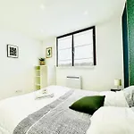 L'escale - 2 Bedrooms - Free Parking & Wifi * גרנובל